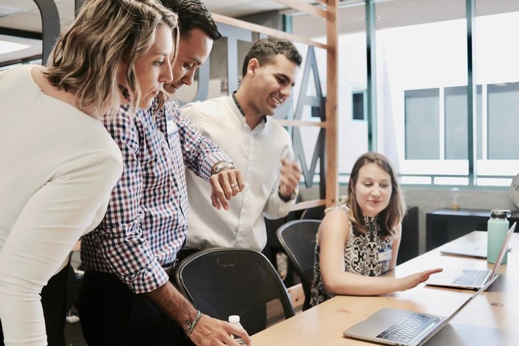 Qué son los OKR y Cómo Aplicarlos a RRHH