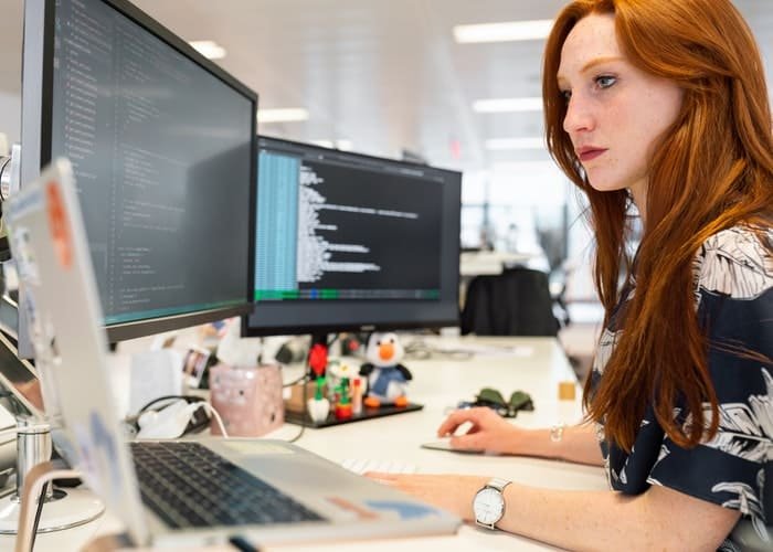 Reducción del papeleo con el software
